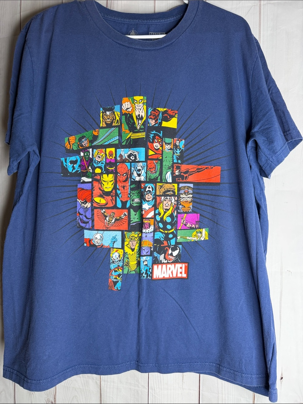 Womens Marvel -disney Blue T-Shirt with Multicolor Superhero xl -1173